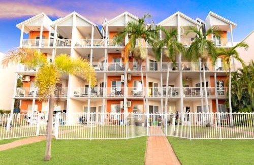 Nightcliff Apartment | Arafura Abode - Oceanfront Stay with Stunning Views
