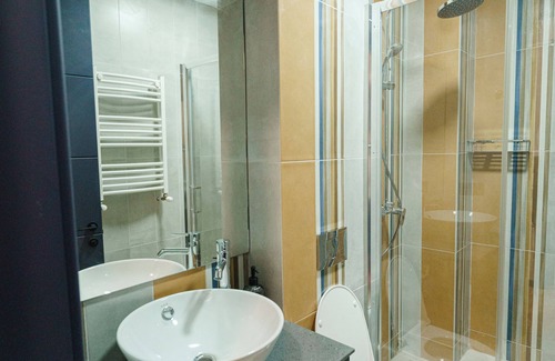 Sololaki Hotel | ARAKI Sololaki