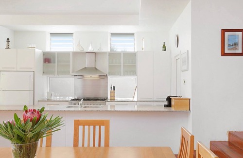 Avoca Beach House | Araluen at Avoca Beach