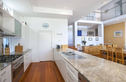 Avoca Beach House | Araluen at Avoca Beach