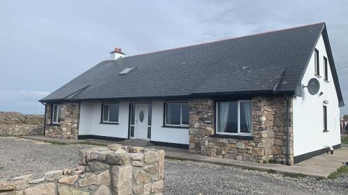 Lettermullan House | Aran views