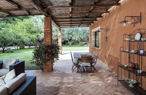 Marsala Villa | Arangea