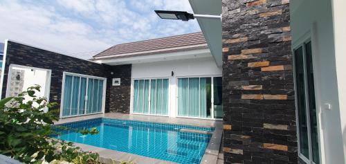 Sam Roi Yot Villa | Aranya pool villa