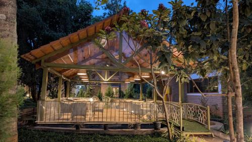 Electronics City Resort | Aranyeh People Tree Resort