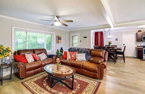 Ararat House | Ararat Home w/ Spacious Yard & Mountain Views!