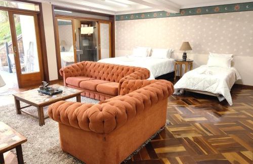 Vila Inglesa Hotel | Araucária Lodge - 800 metros do Capivari