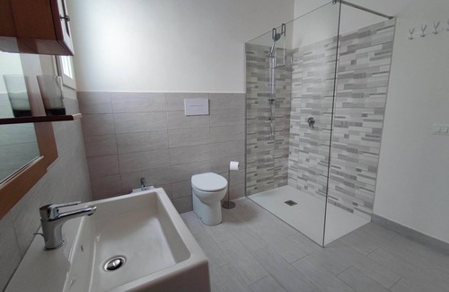 Marsala House | Araucaria, vacation home 3km from the Marsala Salt Pans, with Olive grove