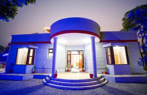 Gurugram Villa | Aravali Hills 6 BHK Farmstay By Lime Tree with Pvt Pool & Garden