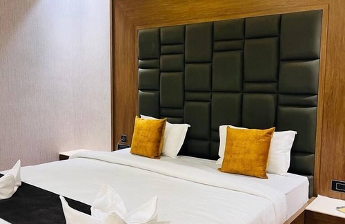 Chittorgarh Hotel | Aravalli Hill Resort