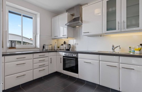 Innenstadt Apartment | Arbio I Penthouse Augsburg with Jacuzzi
