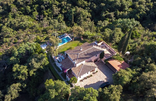 Benahavis Villa | Arbolada: Mansion at Hill Peak With Panoramic View