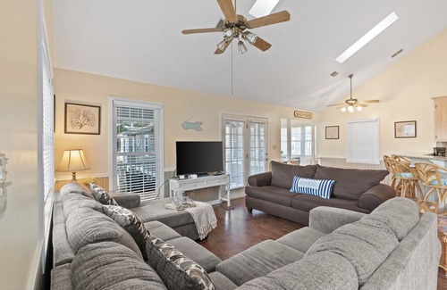 Myrtle Beach House | Arbor House #12 - 3BR Community Pool, Walk to Beach