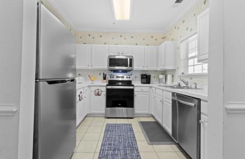 North Myrtle Beach Apartment | Arbor Trace #832 condo