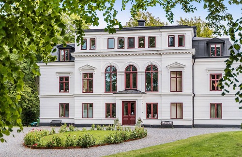 Musko House | Arbottna Herrgård