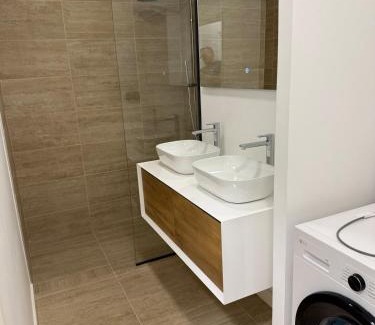Punaauia Apartment | Arbre a pain Beach Lodge