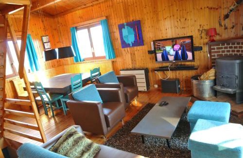 Somme-Leuze House | Arbre Dressé
