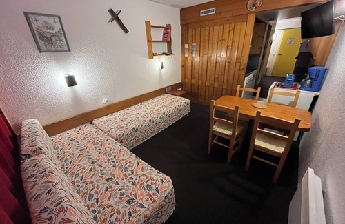 Bourg-Saint-Maurice Apartment | ARC 1800 2-room apartment, ski-in/ski-out, quiet in the heart of the resort