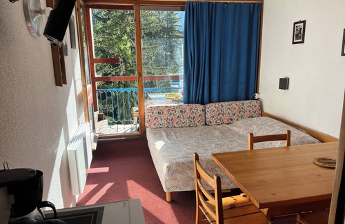Bourg-Saint-Maurice Apartment | ARC 1800 2-room apartment, ski-in/ski-out, quiet in the heart of the resort