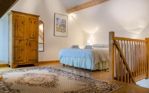 Cussay House | Arc de Anges/Angel's Arch