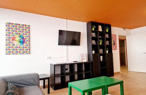 El Parc i la Llacuna del Poblenou Hostel | Arc House Barcelona