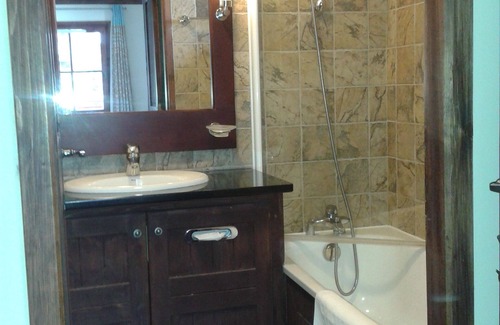 Arc-1950 Apartment | Arc1950 5-Star Resort Large Tranquil Apartment 1 Bed Sleeps 4 Ski-in Ski-out