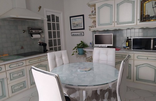 Arcachon House | Arcachon-style house 200m from the beach and center