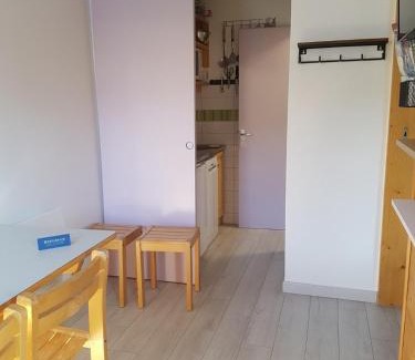 Doucy-Combelouviere Apartment | Arcades-48- Studio pied des pistes-3 pers