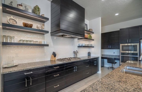 Santa Clara House | Arcadia 49 💎 PRIVATE Hot Tub * Games * Sleeps 26