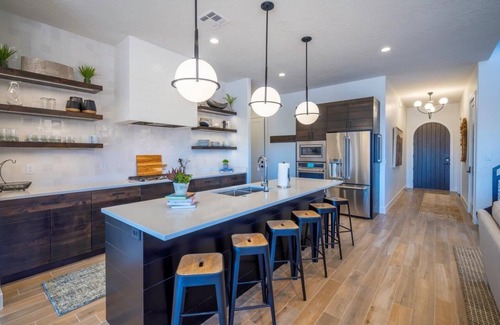 Santa Clara House | Arcadia 70 | Private Hot Tub * Arcade * Pool Table