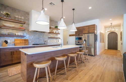 Santa Clara House | Arcadia 78 | Private Hot Tub * Games * Fire Pit * Arcade