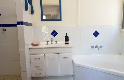 Arcadia House | Arcadia Beach Guest House