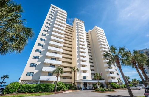 Arcadian Shores Condo | Arcadian II 7A - 3 Bedroom