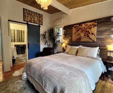 Jacoby Creek Apartment | Arcata Forest Retreat