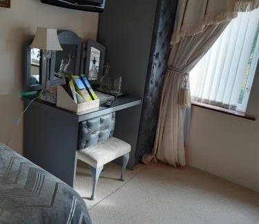 Enniskillen Bed & Breakfast | Arch House