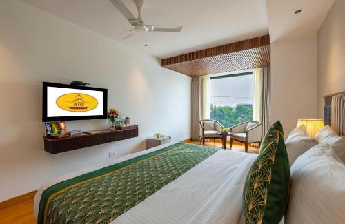 South West Hotel | Arch The Lohias