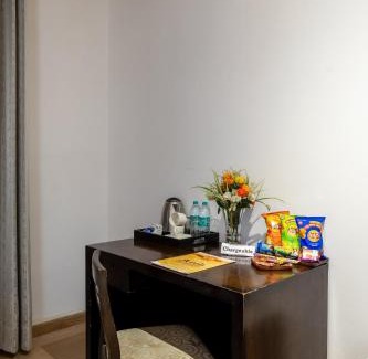 South West Hotel | Arch The Lohias