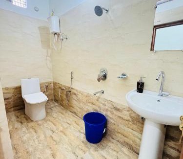 Ayodhya House | Archana Guest House