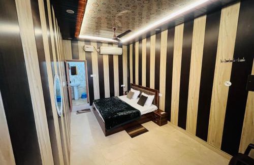 Ayodhya House | Archana Guest House