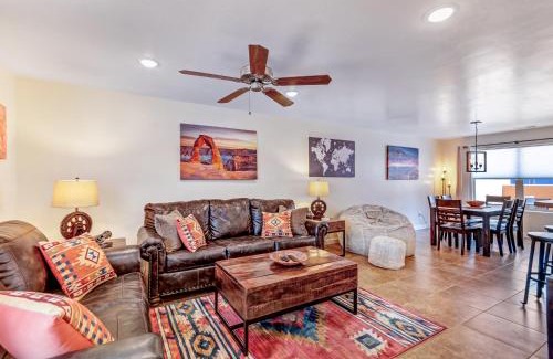 Moab South Valley House | Arches Paradise - Rim Village Vistas 16A3
