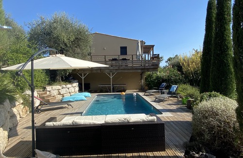 Chateauneuf-Grasse Villa | Architect-designed house with a private swimming pool and a panoramic view 4*.