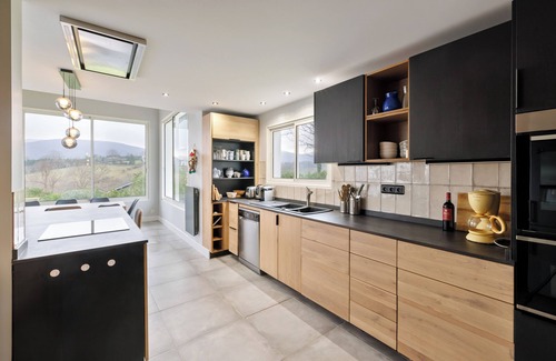 Urrugne Villa | Architect-designed house with swimming pool 10 minutes from St Jean de Luz