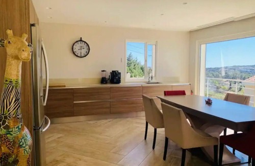 Mougins Villa | Architect-designed villa with breathtaking views