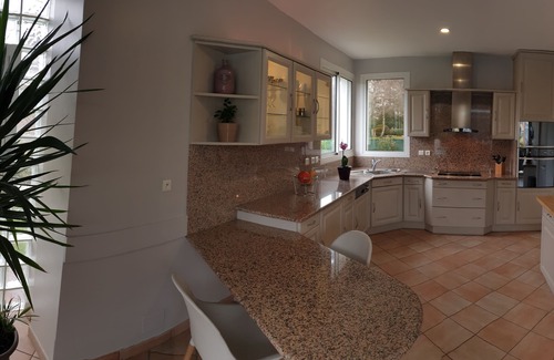 Taussat Villa | Architect-designed villa, heated pool, beach 200 m away in the heart of the Bassin d'ARCACHON