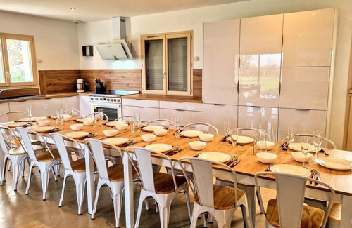 Magnien House | Architect house/Heated swimming pool all year/Billiards/Table football