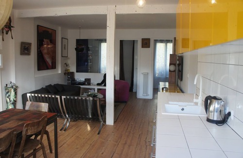 Quartier Saint-Ambroise Apartment | Architect's apartment, sunny, cozy and designated with a view over the roofs.