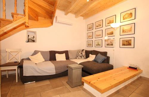 Aleimmatades House | Archontiko Kourkoulos