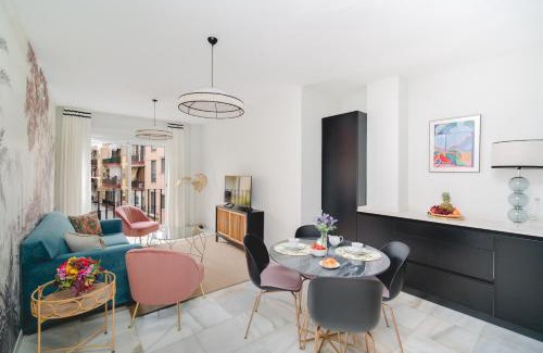 Leon XIII-Los Naranjos Apartment | Arco Macarena Suite by SHS