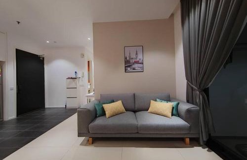 Mont Kiara Apartment | Arcoris Mont Kiara 7# Main Street #Walking 1MK# 163 Retails# 2 BR Balcony 2-4Pax