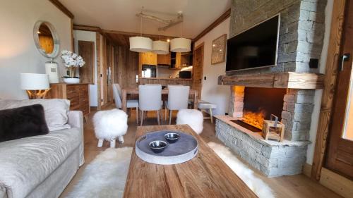 Arc-1950 Apartment | Arcs 1950 Appartement Luxe type chalet 5 à 7 personnes Vue imprenable sur le Montblanc skis aux pieds