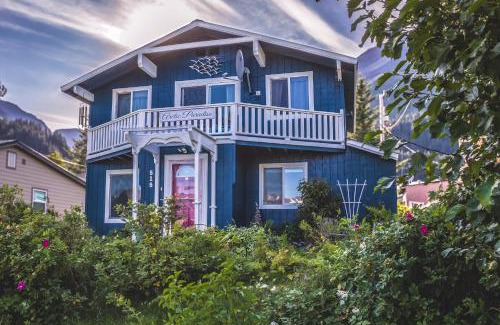 Seward Bed & Breakfast | Arctic Paradise B&B